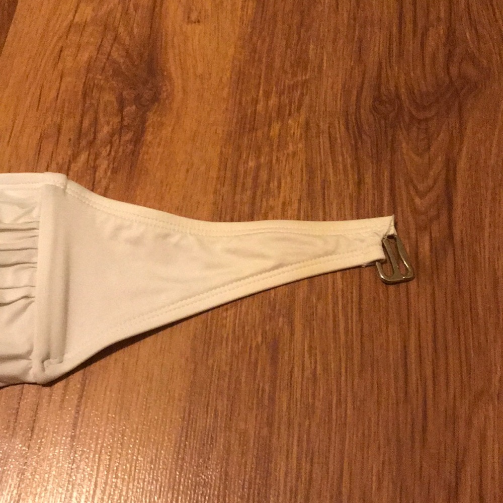 Bikini Top White - Picture 3 of 5